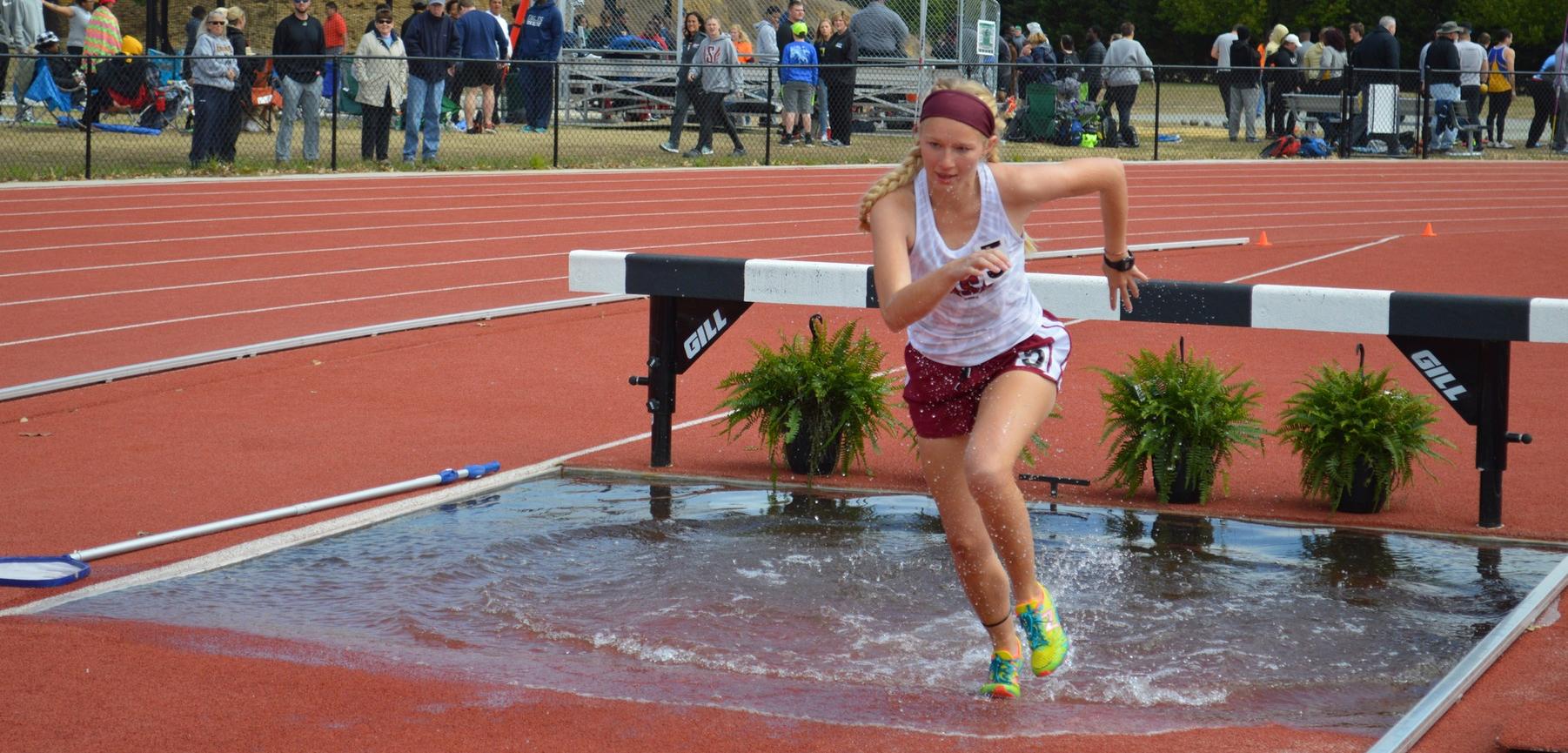 Lindell Qualifies for Nationals in Steeplechase with Performance at Mount Olive